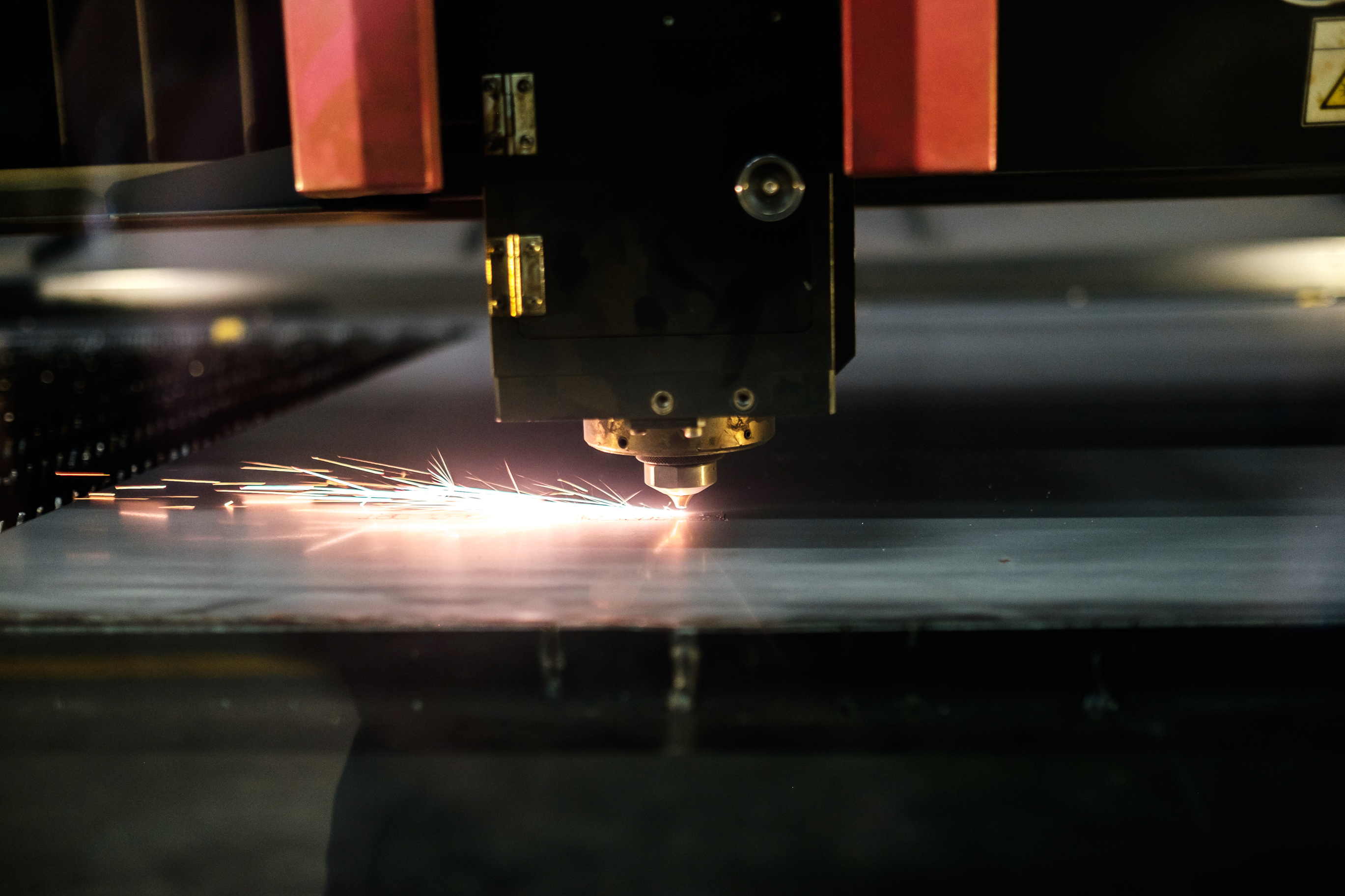CNC laser - tvarové pálení